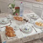 Ferrari Oriella Bed and Breakfast Solignano Nuovo