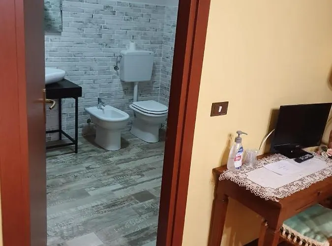 Ferrari Oriella Bed & Breakfast Solignano Nuovo